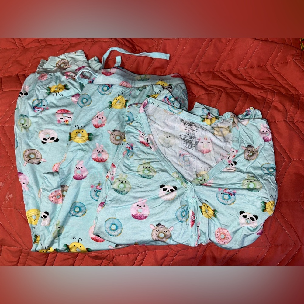 Posh Peanut women 2X bamboo pj’s